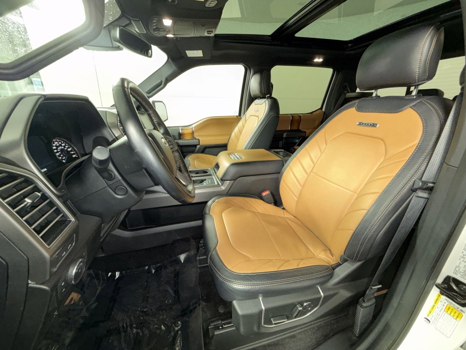 Used 2017 Ford F150 Limited w/ Trailer Tow Package image 13