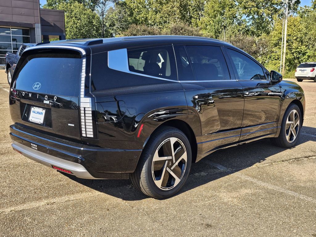 New 2026 Hyundai Ioniq 9 Limited image 2