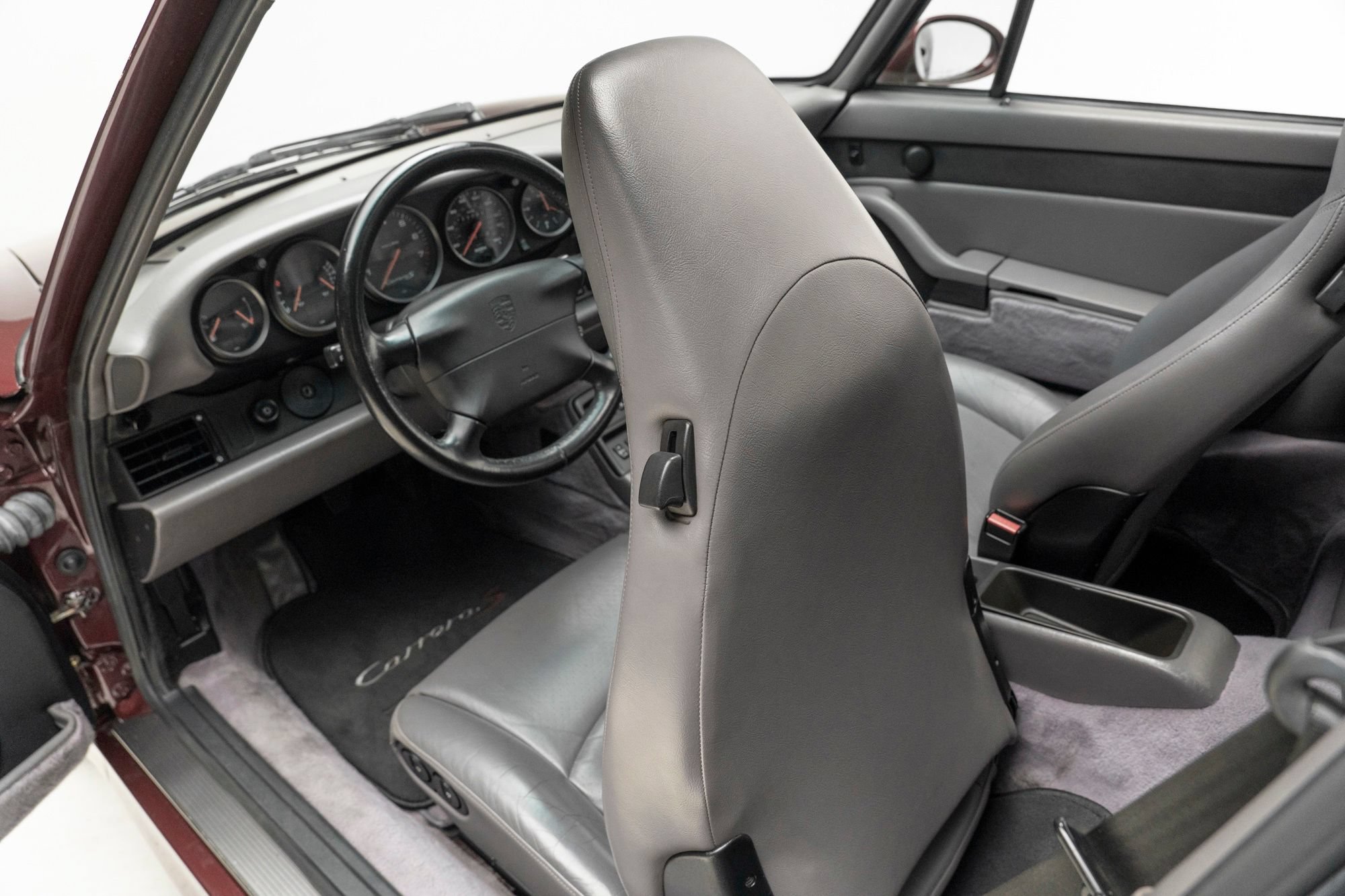 Used 1997 Porsche 911 Carrera S RWD image 21