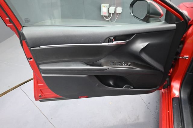Used 2023 Toyota Camry LE FWD image 15