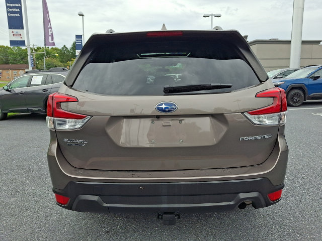 Certified 2022 Subaru Forester Premium AWD/4WD image 7
