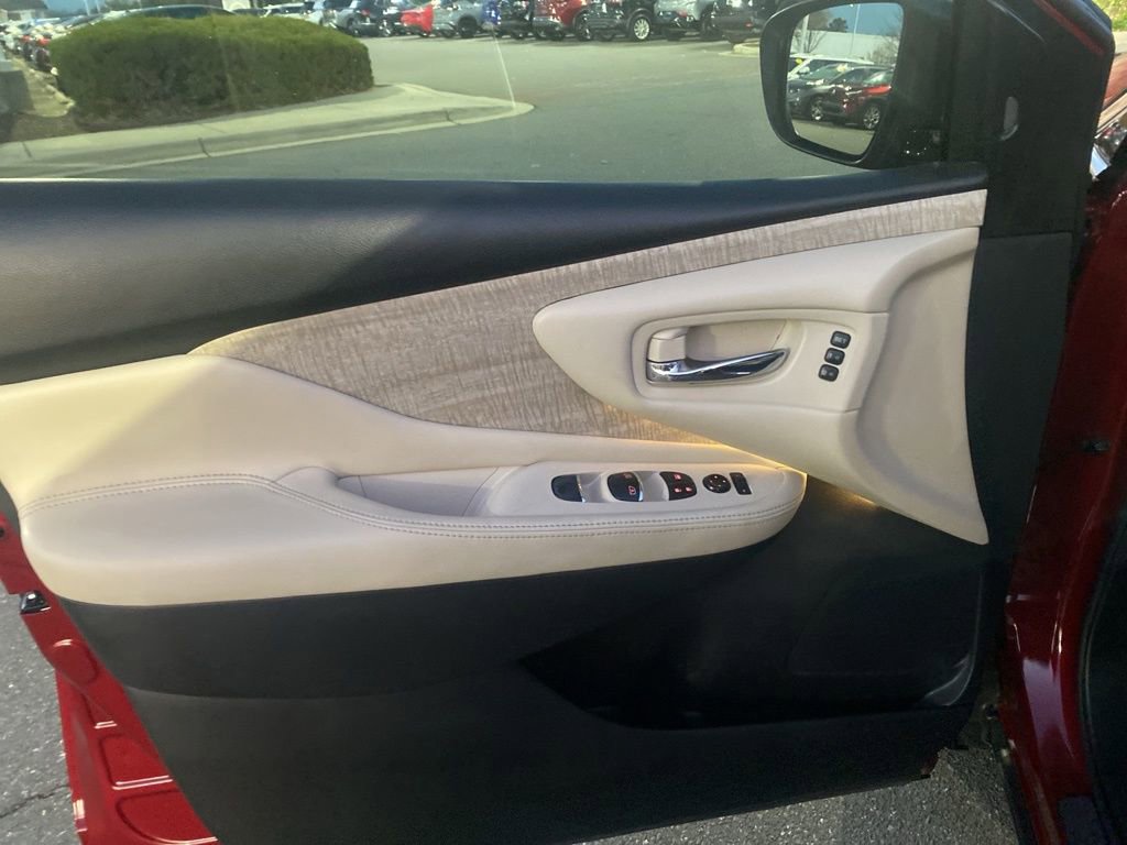 Used 2021 Nissan Murano SL image 11