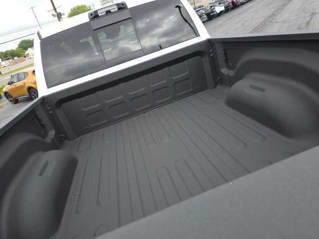 New 2026 RAM 2500 Laramie w/ Night Edition AWD/4WD image 6