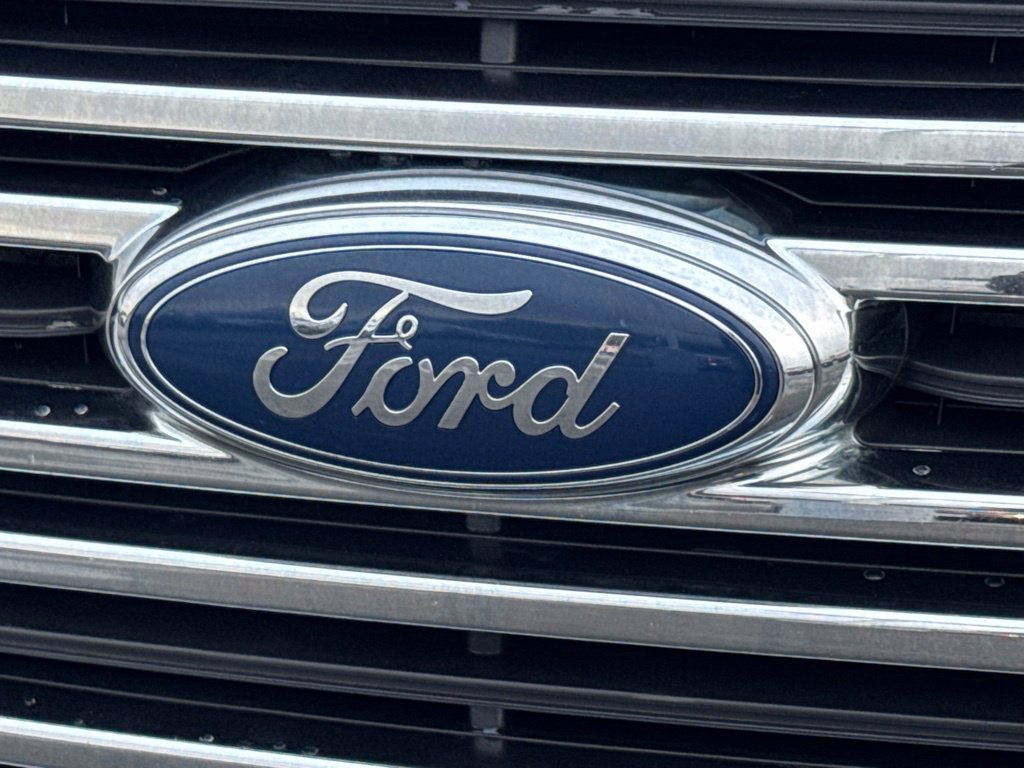 Used 2015 Ford Transit 150 130 Medium Roof Wagon RWD image 15
