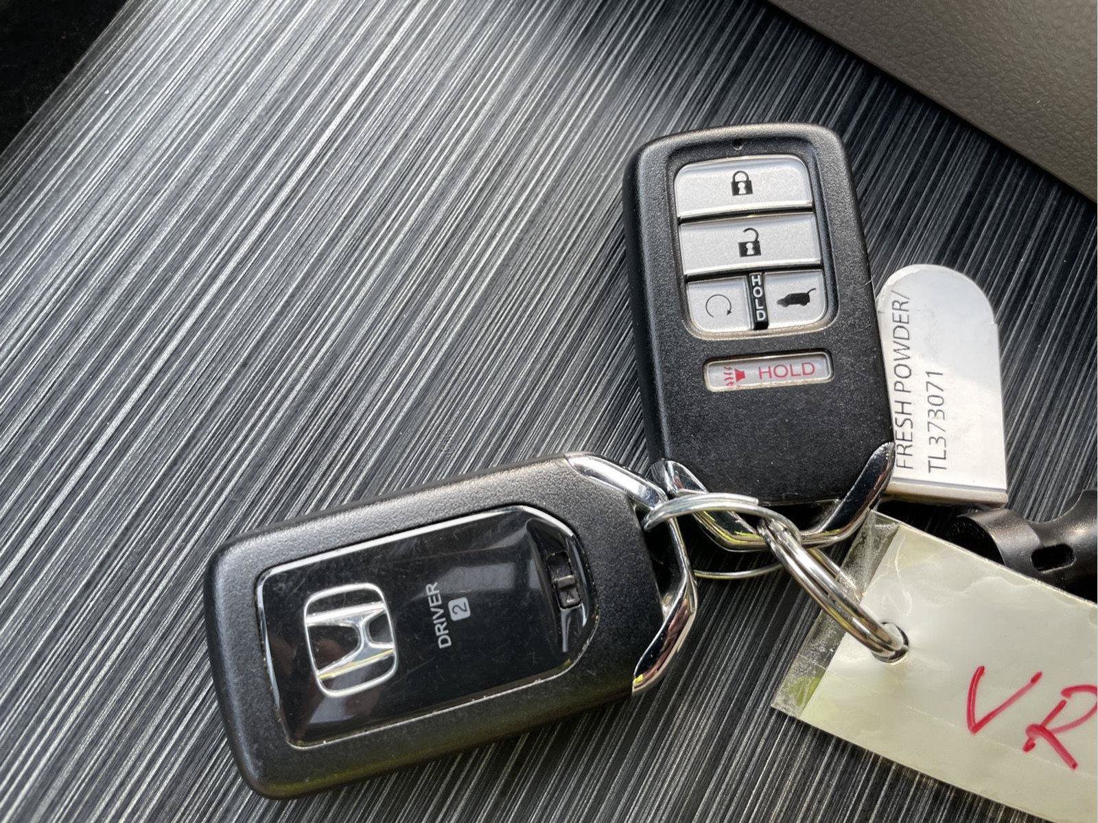 Used 2018 Honda Pilot Touring image 33