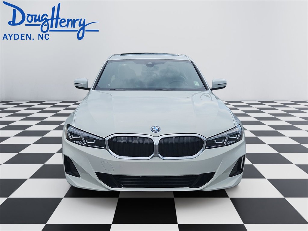 Used 2024 BMW 330e xDrive image 8
