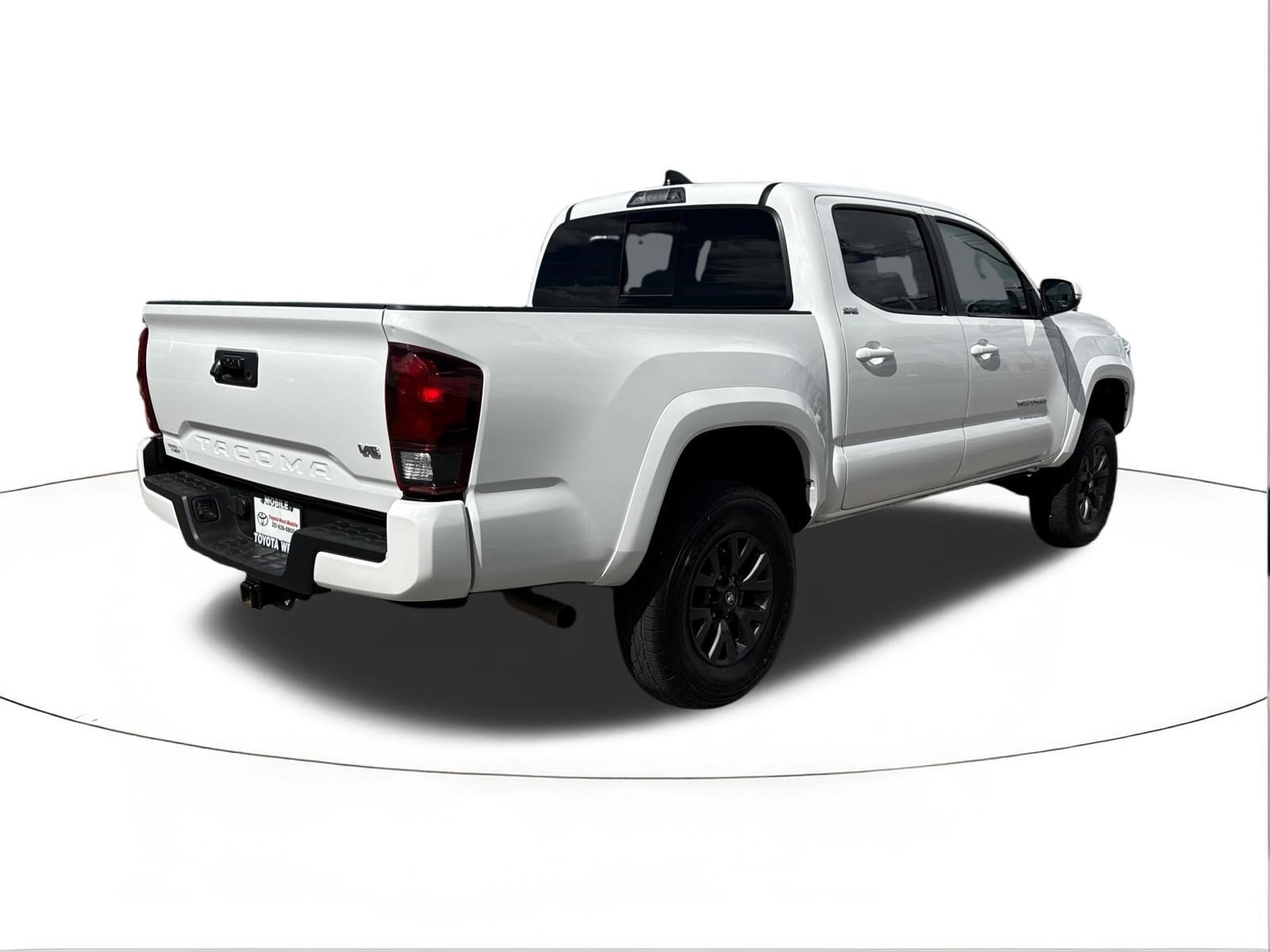 Used 2023 Toyota Tacoma SR5 w/ Technology Package RWD image 3