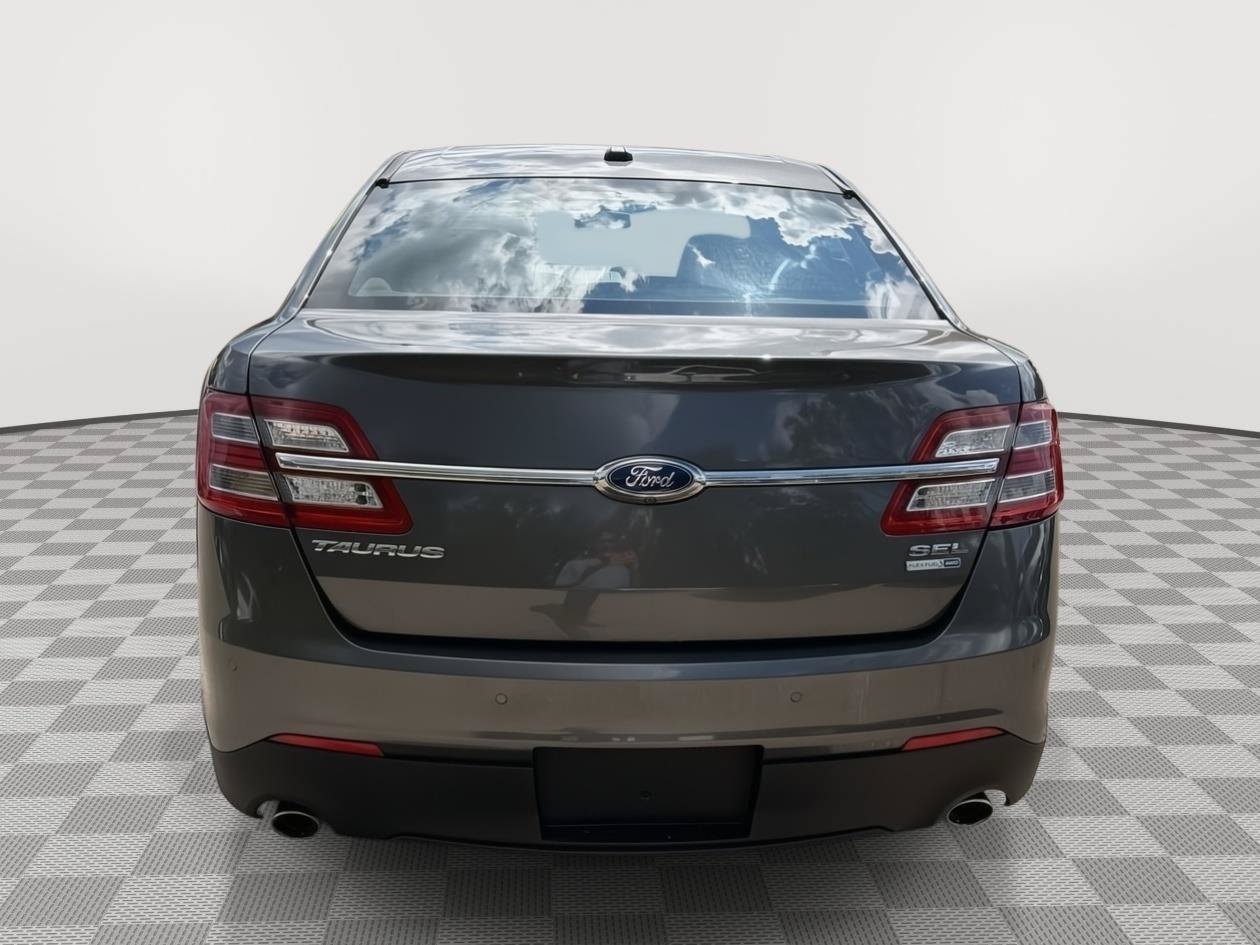 Used 2015 Ford Taurus SEL AWD/4WD image 6