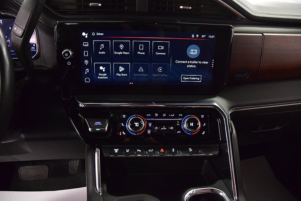 Used 2025 GMC Sierra 2500 Denali Ultimate w/ Snow Plow Prep/Camper Package image 28