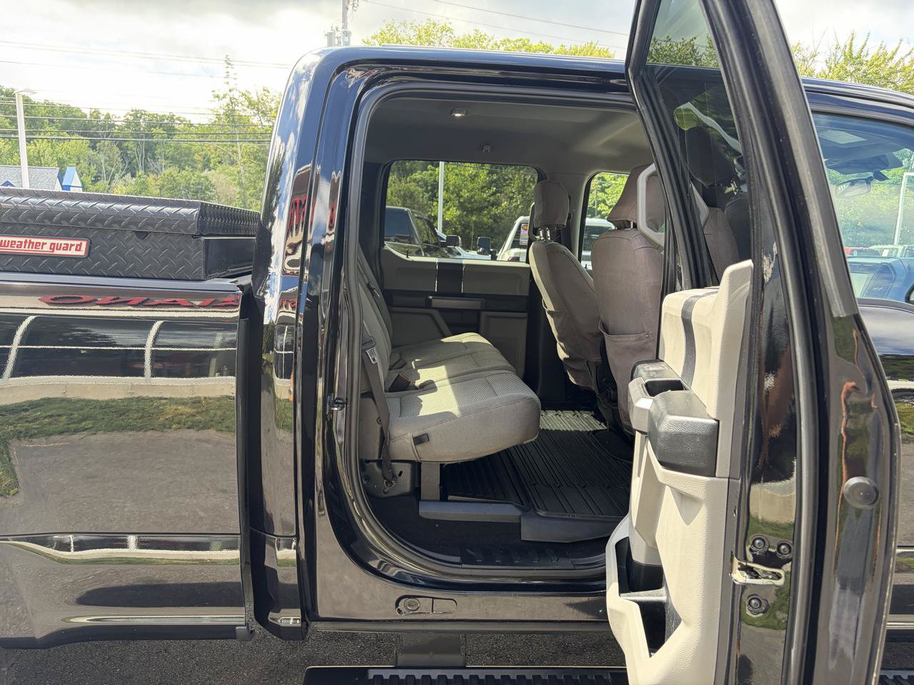 Used 2020 Ford F250 XLT w/ FX4 Off-Road Package AWD/4WD image 37