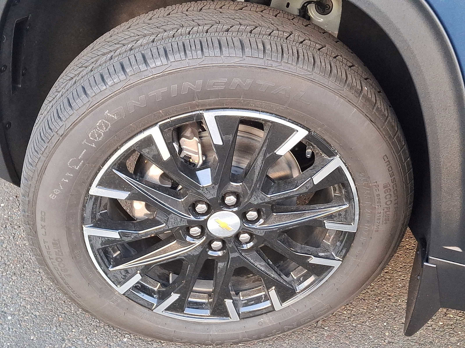 New 2026 Chevrolet Traverse LT w/ Sun and Wheel Package image 4