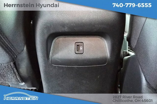 Used 2023 Nissan Sentra SV image 12