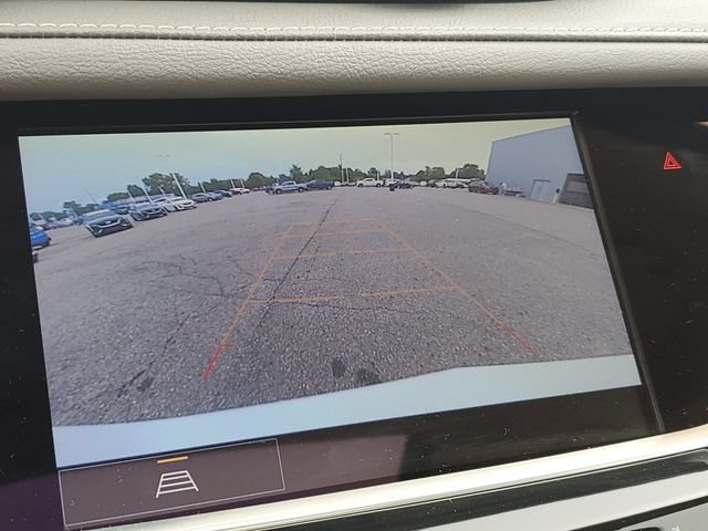 Certified 2024 Cadillac XT5 Premium Luxury w/ LPO, Floor Liner Package AWD/4WD image 16