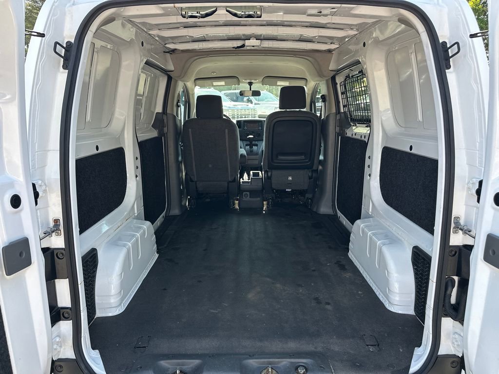 Used 2017 Chevrolet City Express LT w/ Technology Package FWD image 17