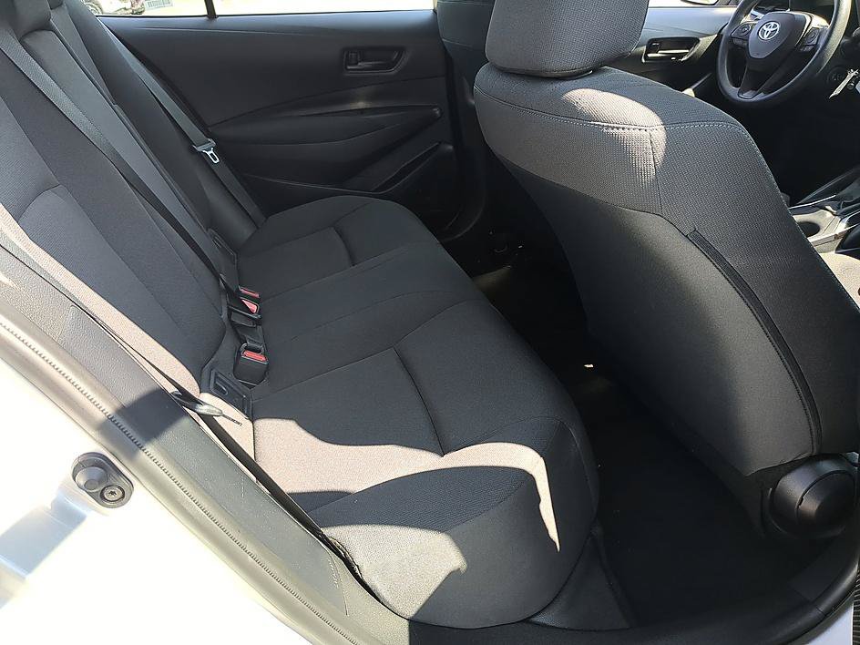 Used 2026 Toyota Corolla LE FWD image 32