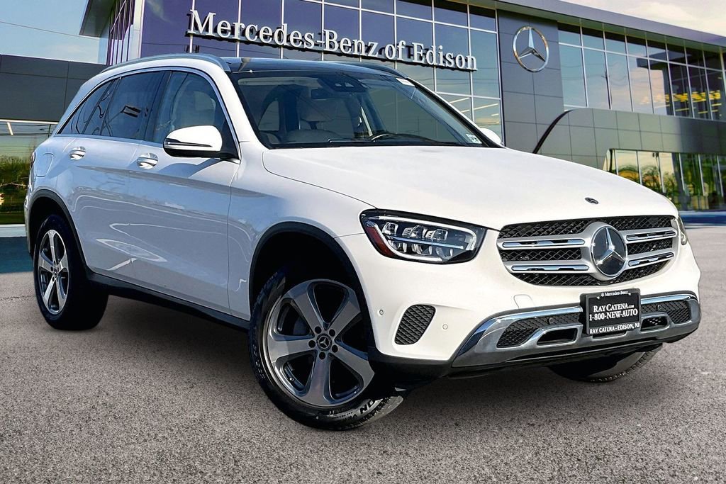 Certified 2022 Mercedes-Benz GLC 300 4MATIC image 1