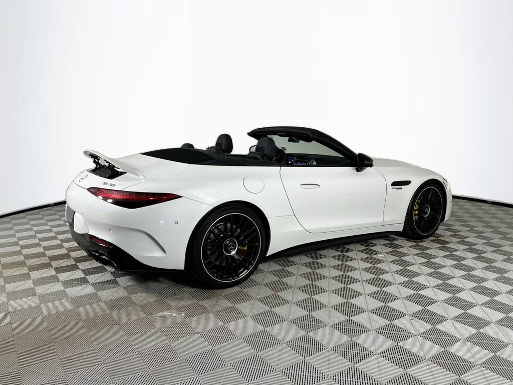 Certified 2022 Mercedes-Benz SL 55 AMG 4MATIC image 7