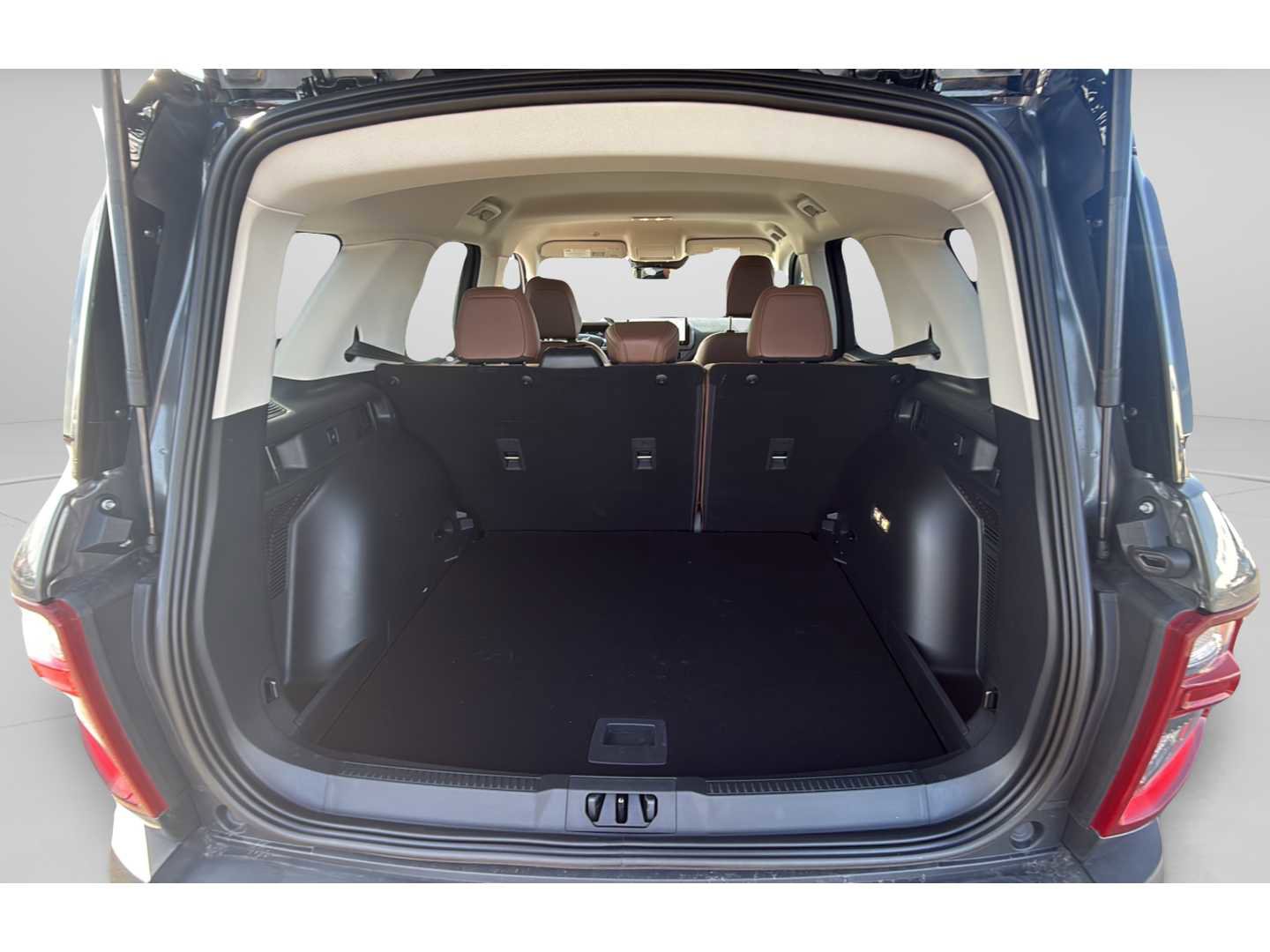 Used 2025 Ford Bronco Sport Outer Banks image 18