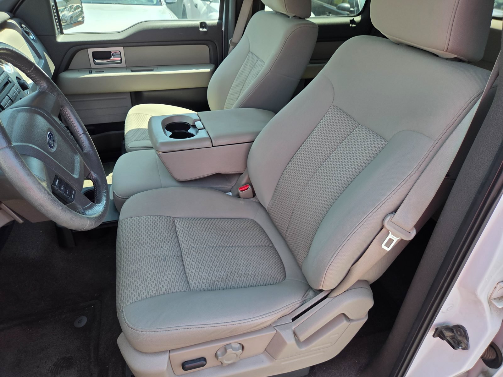 Used 2010 Ford F150 XLT RWD image 7