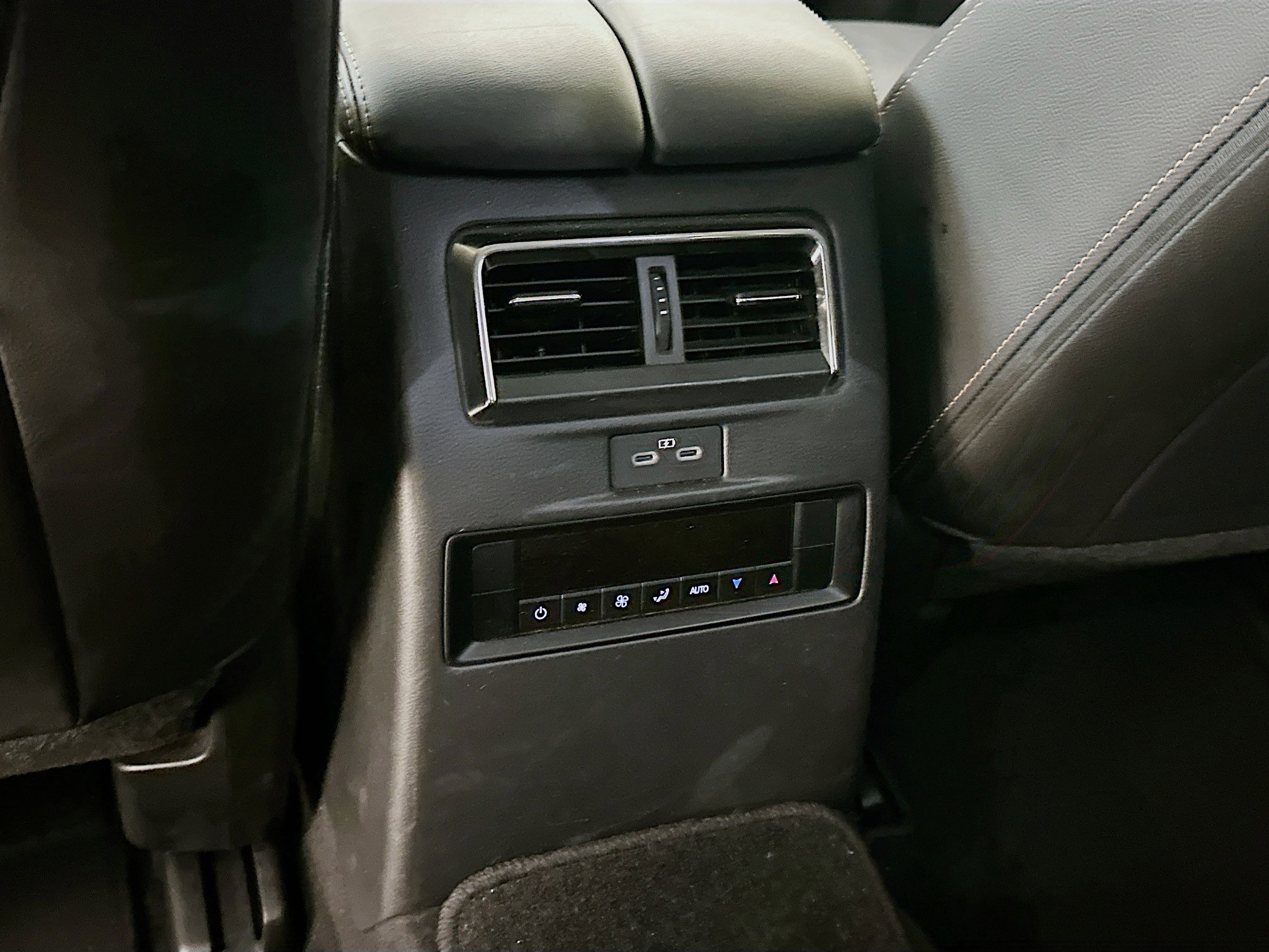 Used 2025 MAZDA CX-90 3.3 Turbo w/ Premium Sport Pkg image 29