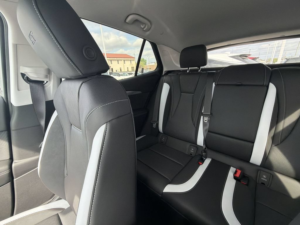 New 2026 Buick Envision Sport Touring AWD/4WD image 12