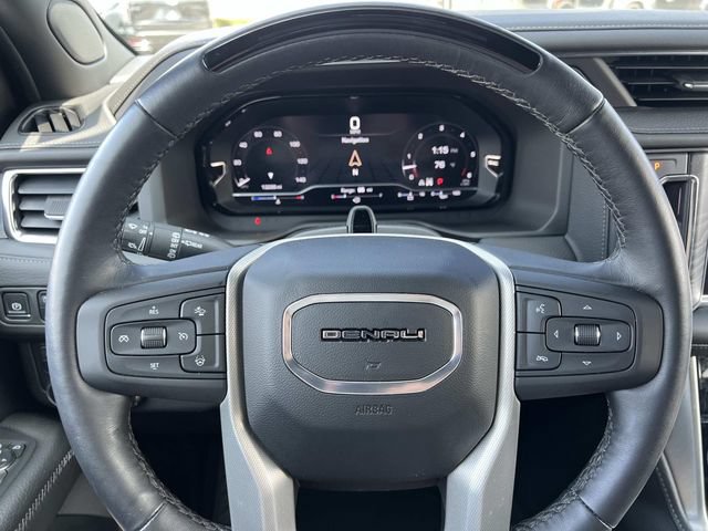 Used 2023 GMC Yukon Denali AWD/4WD image 22