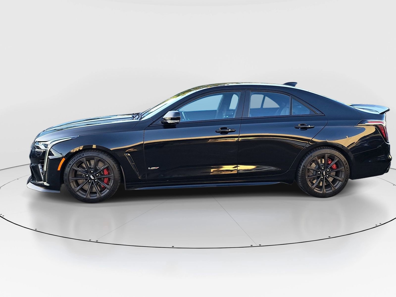 Used 2023 Cadillac CT4 V Blackwing w/ Technology Package RWD image 4
