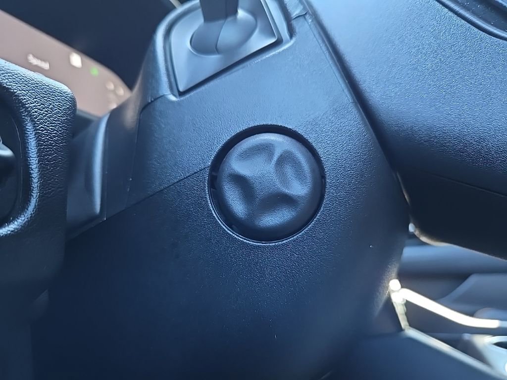 Used 2023 GMC Yukon XL AT4 w/ AT4 Premium Package image 21