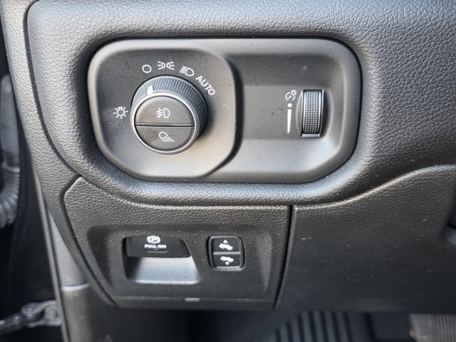 Used 2023 RAM 1500 Big Horn AWD/4WD image 23