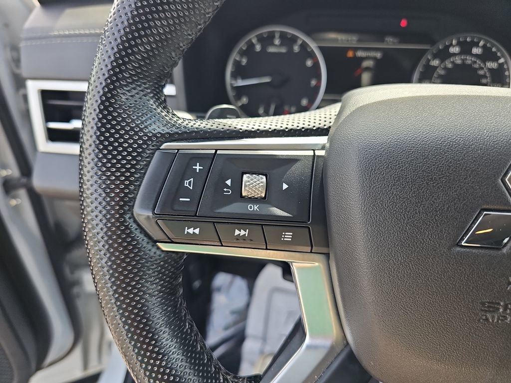 Used 2022 Mitsubishi Outlander SEL AWD/4WD image 21