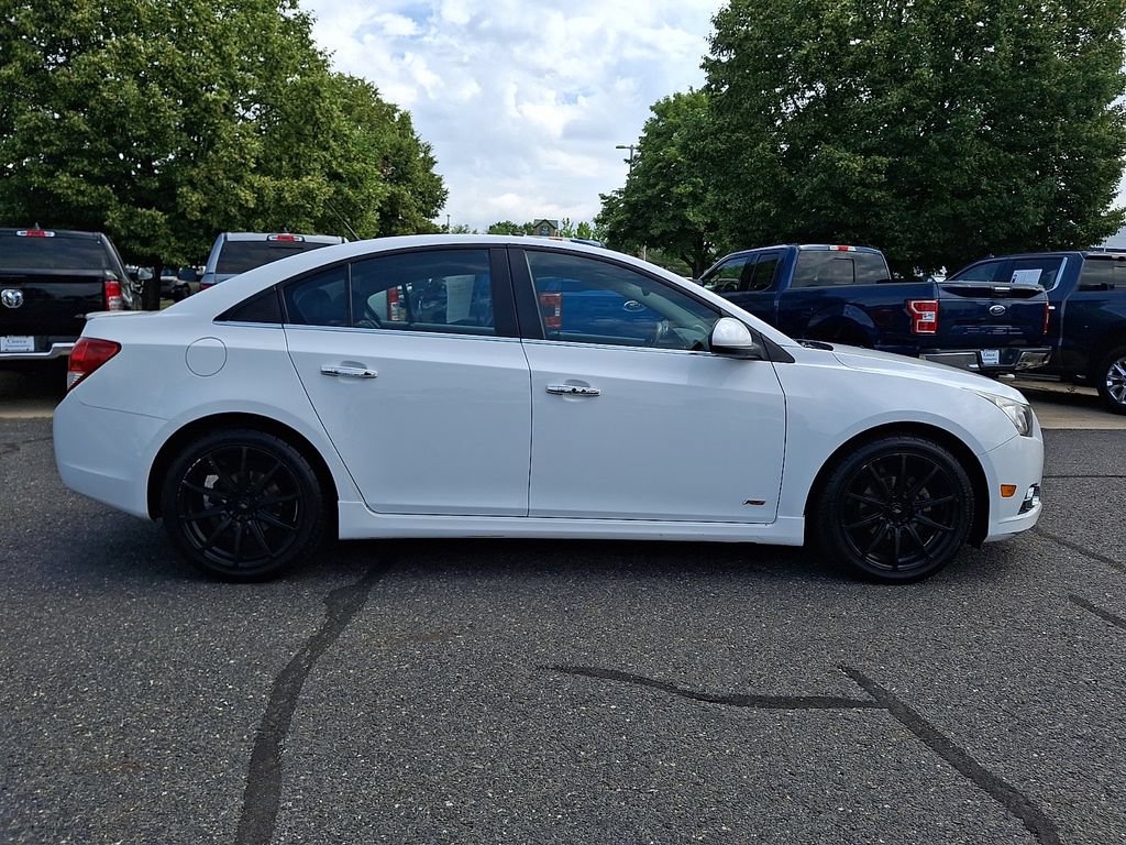 Used 2014 Chevrolet Cruze LTZ w/ RS Package FWD image 10
