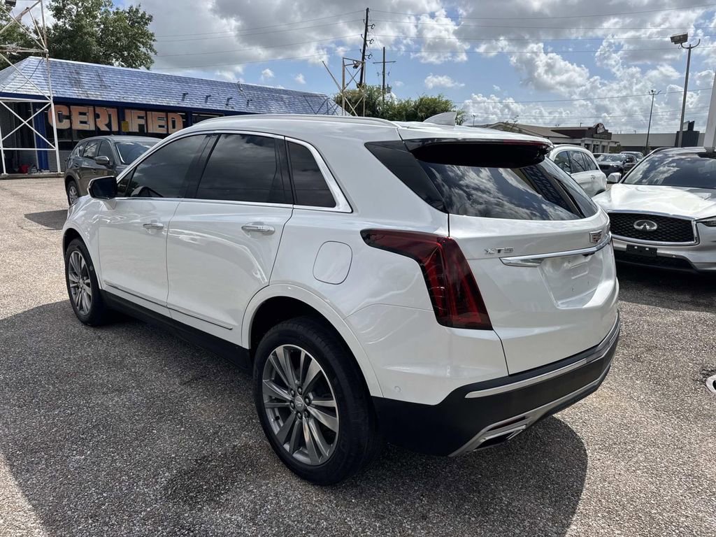 Used 2021 Cadillac XT5 Premium Luxury FWD image 6