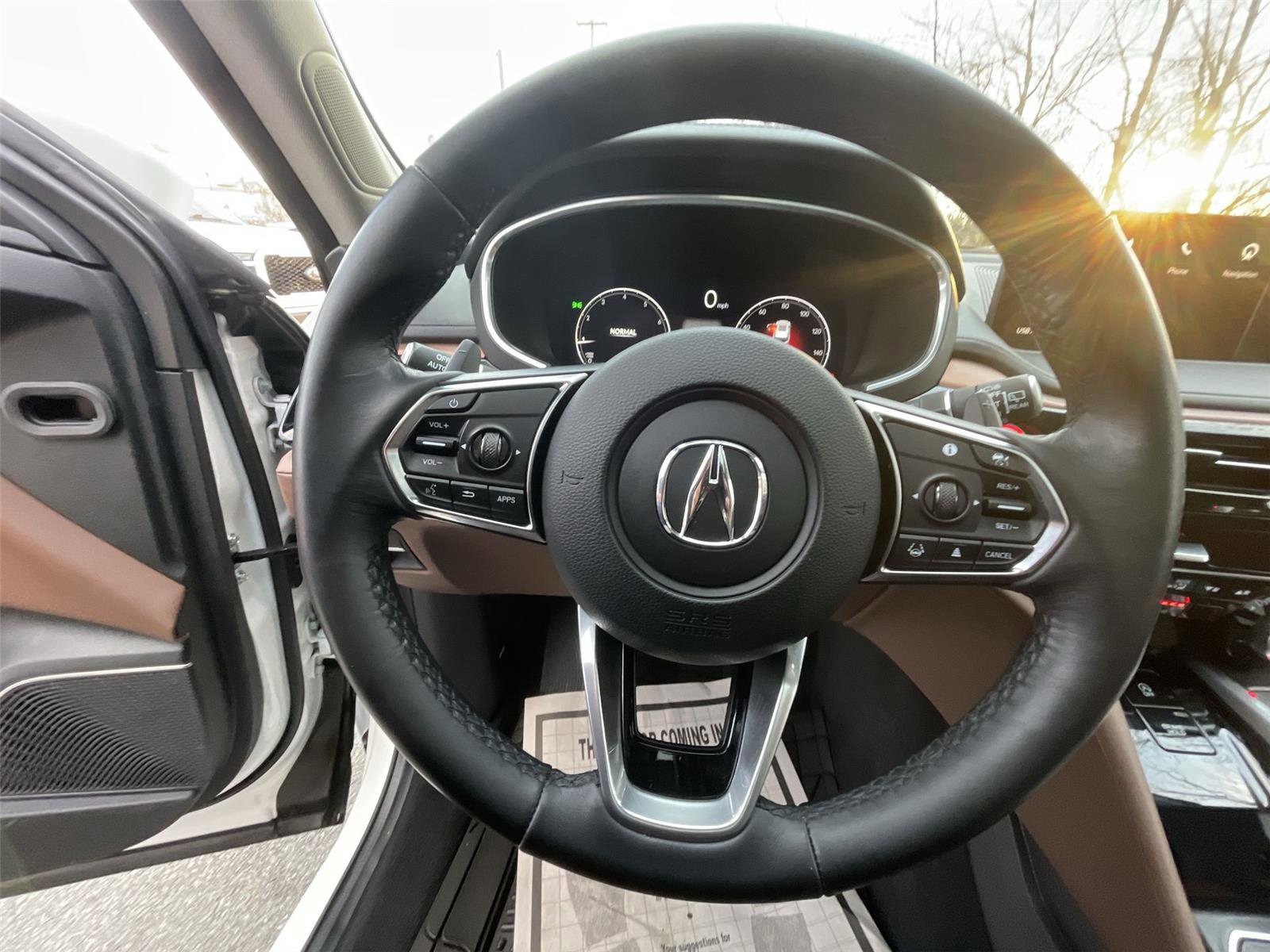 Used 2023 Acura MDX SH-AWD w/ Technology Package image 15