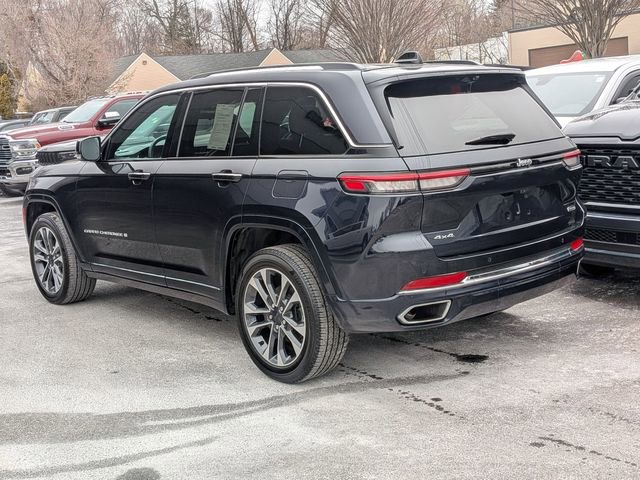 Used 2023 Jeep Grand Cherokee Overland w/ Luxury Tech Group IV AWD/4WD image 4