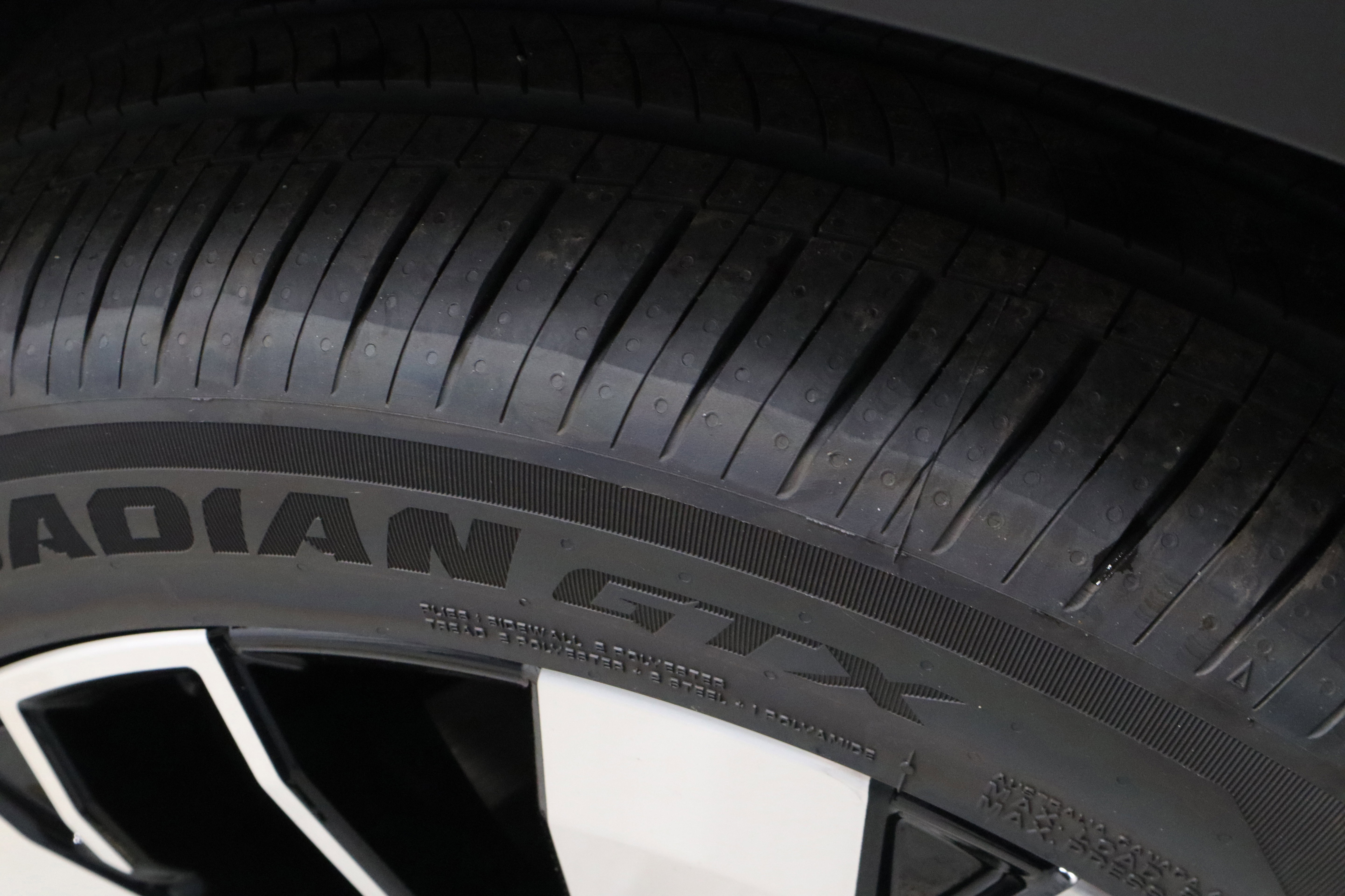 New 2026 Mitsubishi Outlander SE image 14