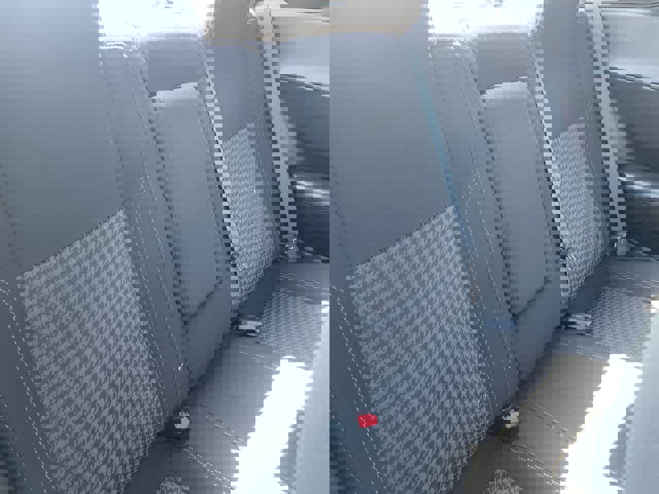 Used 2022 Dodge Challenger SXT RWD image 15