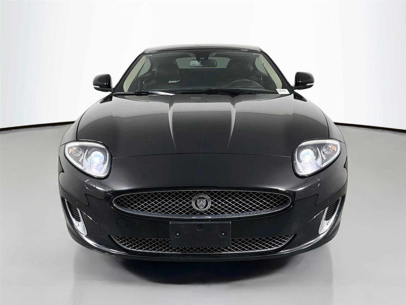 Used 2013 Jaguar XK Coupe RWD image 2