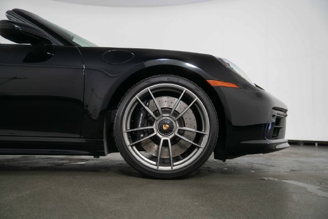 Used 2023 Porsche 911 50th Anniversary Edition AWD/4WD image 11