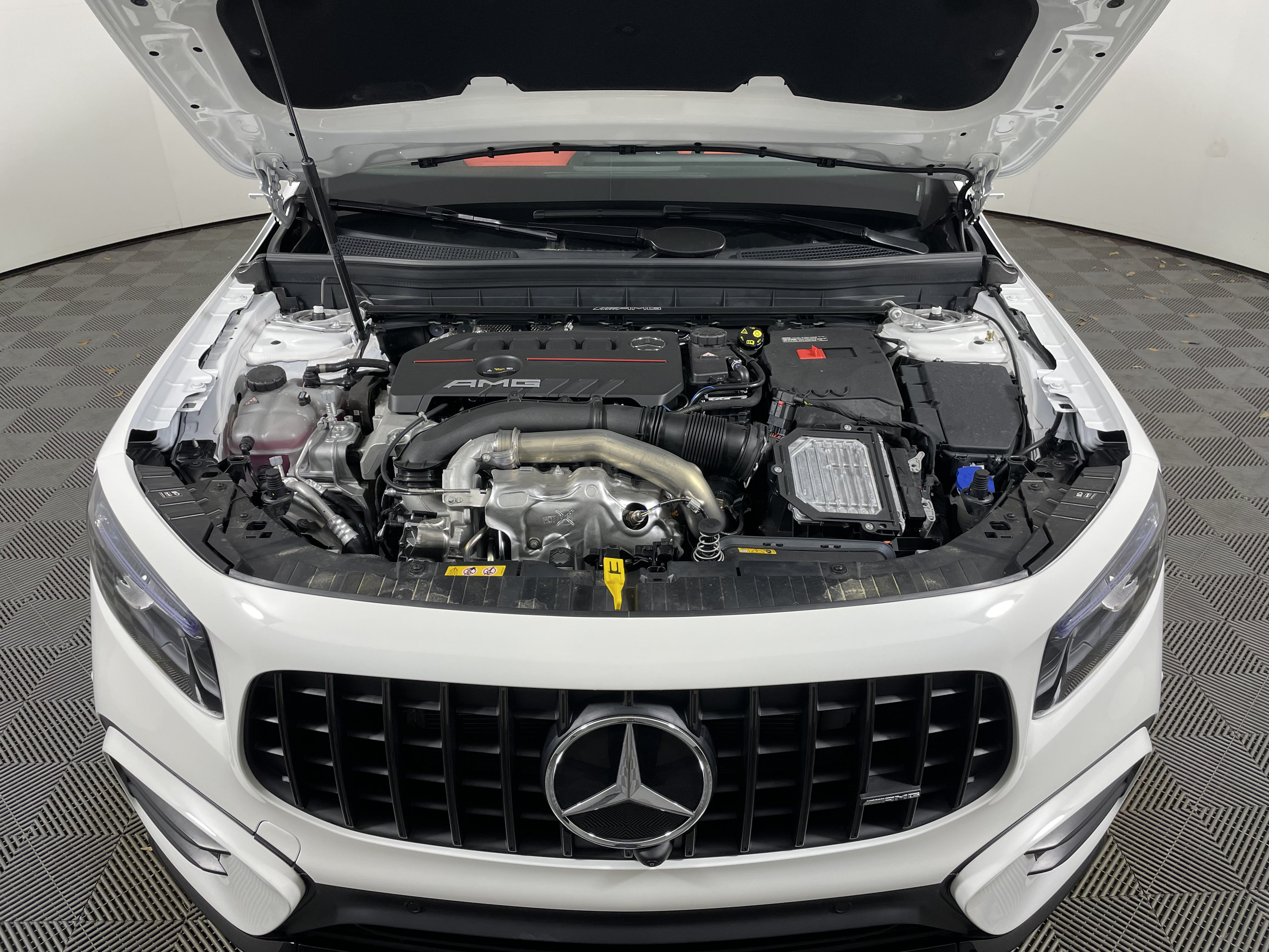 New 2026 Mercedes-Benz GLB 35 AMG 4MATIC image 20