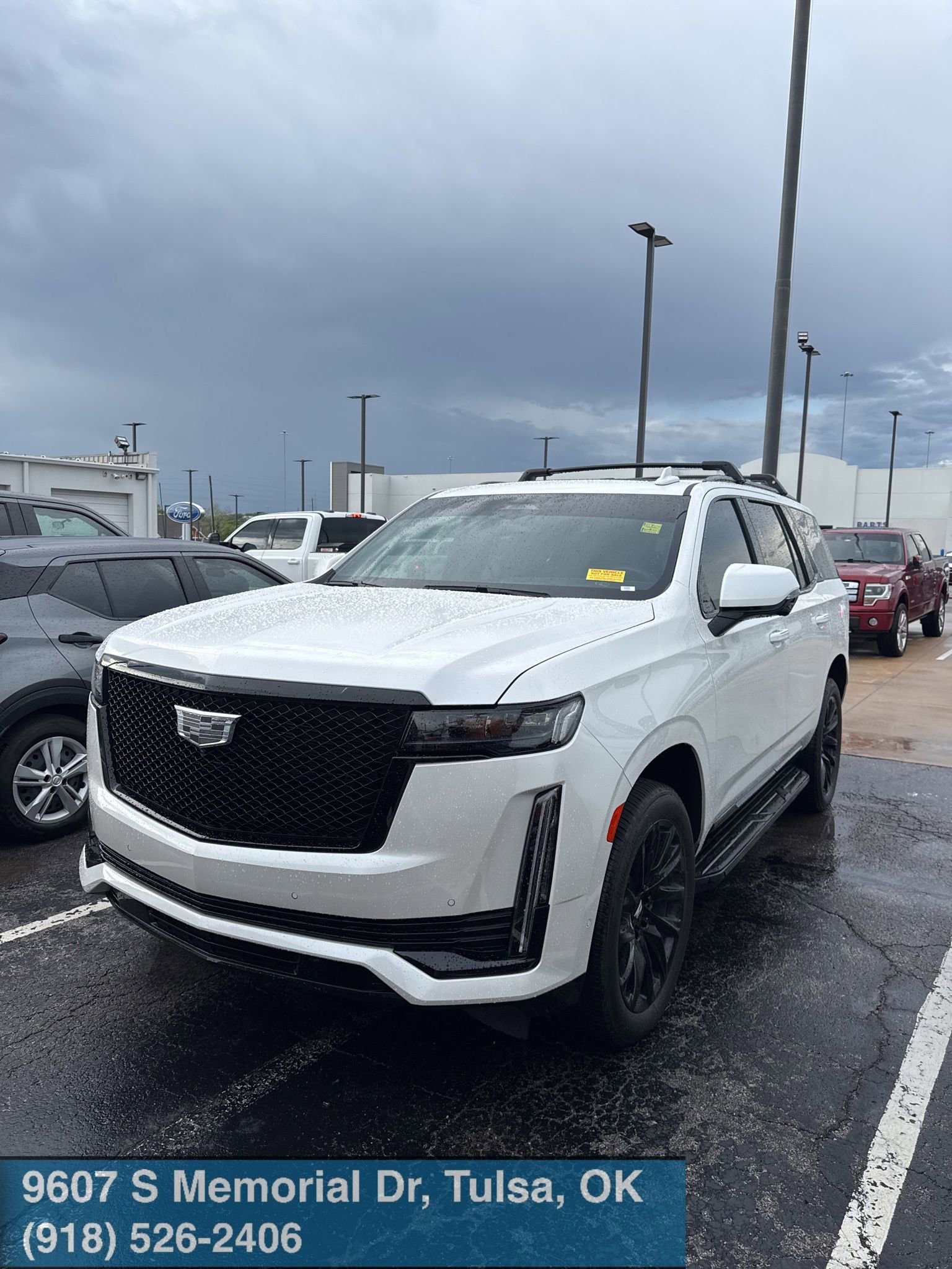 Used 2023 Cadillac Escalade Sport w/ LPO, ONYX Package image 1