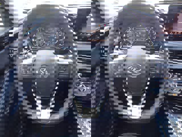 Used 2023 INFINITI QX60 Pure w/ Cargo Package FWD image 16