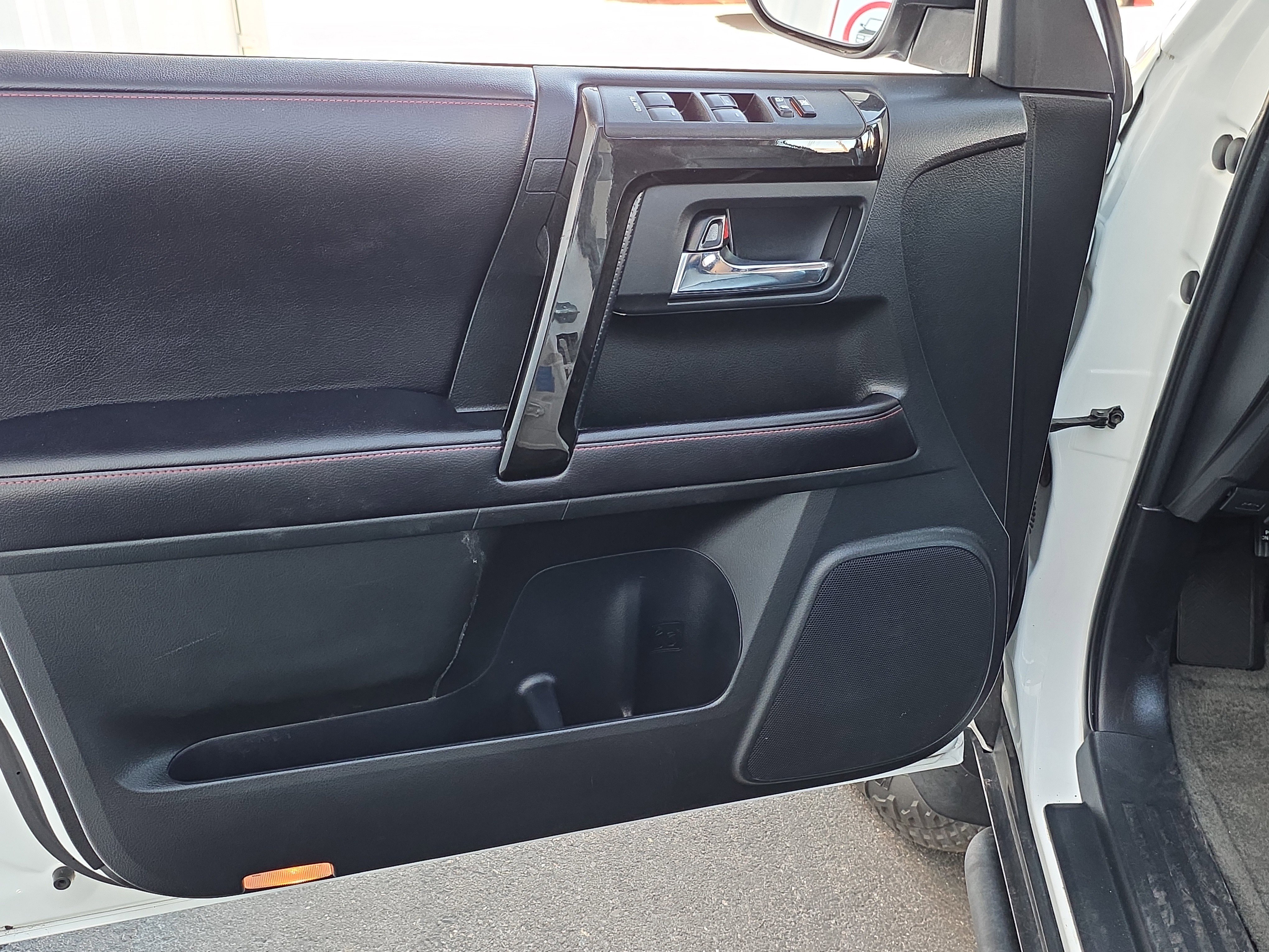 Used 2016 Toyota 4Runner TRD Pro AWD/4WD image 12