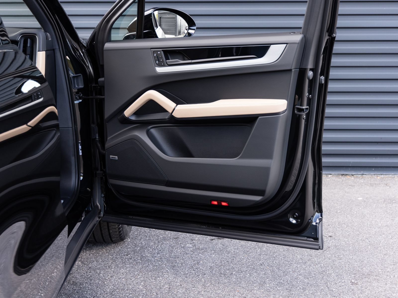 New 2026 Porsche Cayenne AWD/4WD image 31
