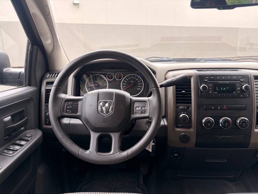Used 2012 RAM 1500 ST w/ SXT Appearance Group AWD/4WD image 14
