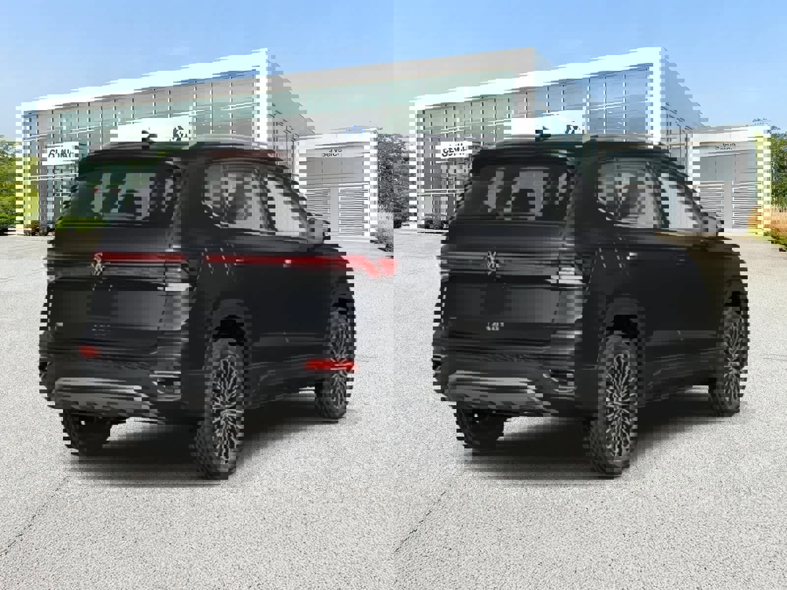 New 2025 Volkswagen Taos SE w/ Taos Adventure Package (SXB) image 2