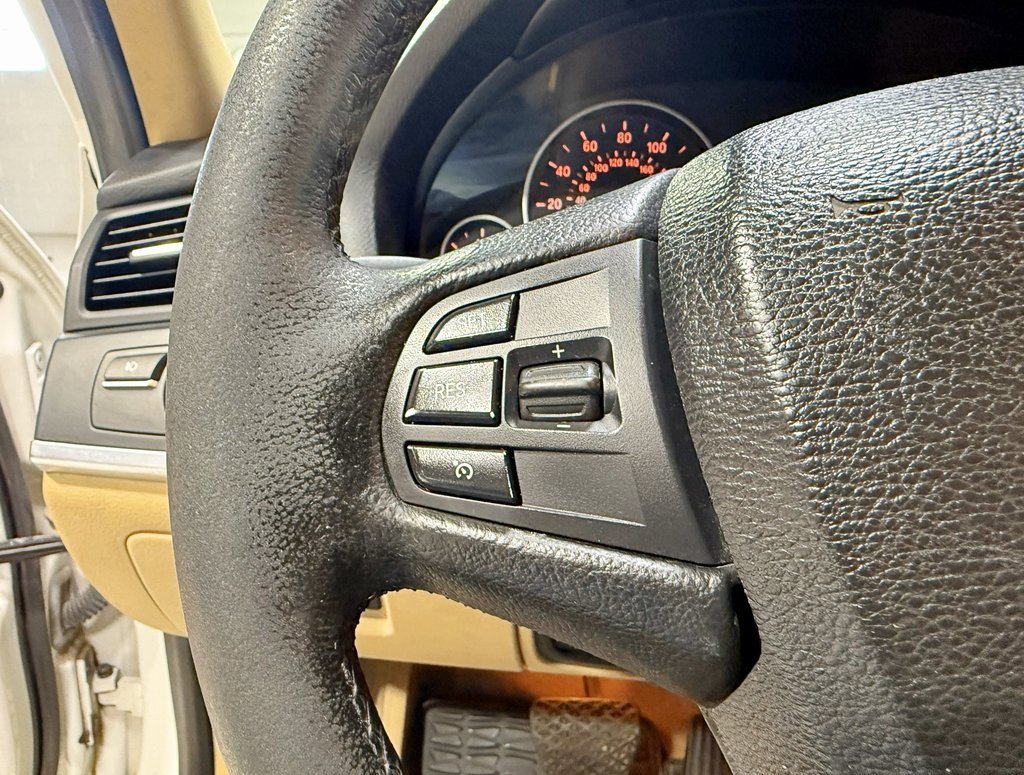 Used 2011 BMW X3 xDrive28i image 14