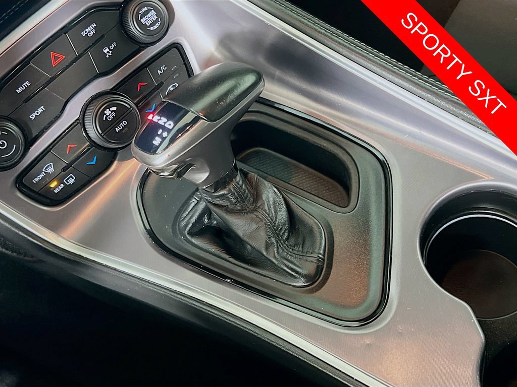 Used 2019 Dodge Challenger SXT RWD image 17