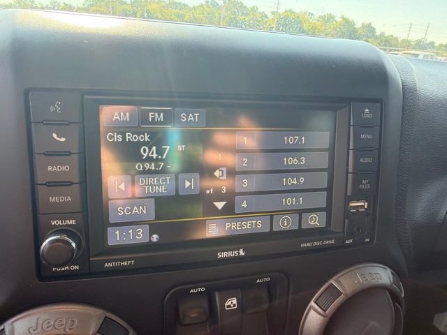 Used 2015 Jeep Wrangler Sport w/ Quick Order Package 24S AWD/4WD image 13