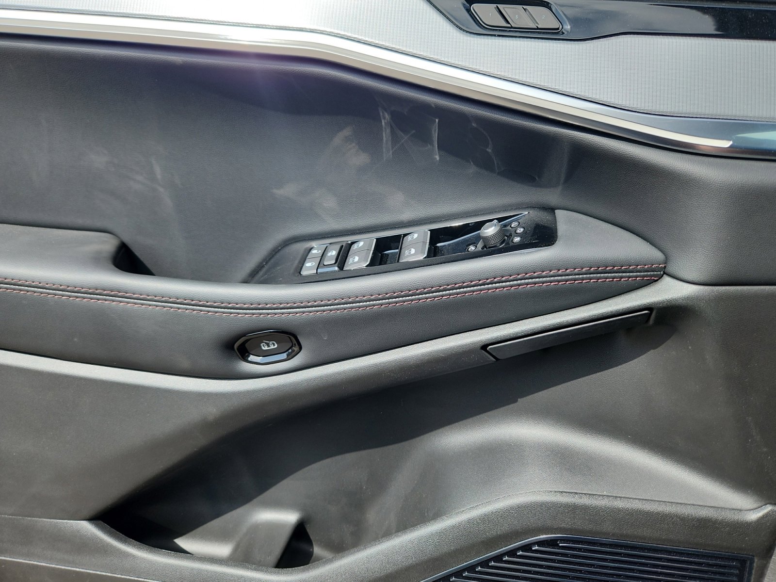 New 2025 Jeep Wagoneer S Launch Edition image 14