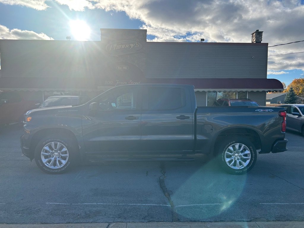 Used 2019 Chevrolet Silverado 1500 Custom w/ Custom Convenience Package image 4